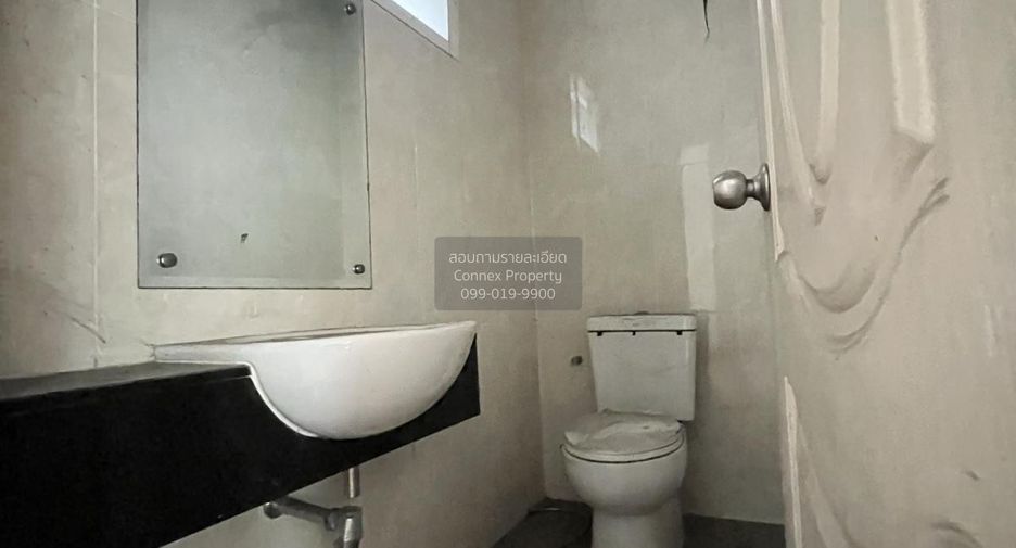 Reihenhaus zum Kauf mit 3 Zimmer in Lat Krabang, Bangkok