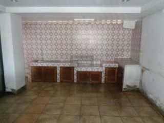 For sale 3 bedrooms retail Space in Bang Khla, Chachoengsao