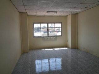 For sale 5 bedrooms retail Space in Si Racha, Chonburi