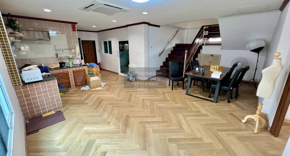 Haus zum Kauf mit 5 Zimmer in Nong Khaem, Bangkok