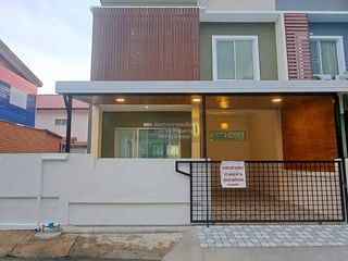 Reihenhaus zum Kauf mit 3 Zimmer in Bang Bua Thong, Nonthaburi