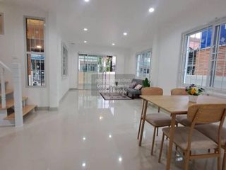 Reihenhaus zum Kauf mit 3 Zimmer in Bang Bua Thong, Nonthaburi