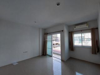 For sale 2 bedrooms townhouse in Mueang Chon Buri, Chonburi
