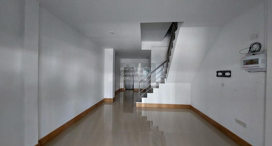 For sale 2 bedrooms townhouse in Mueang Chon Buri, Chonburi