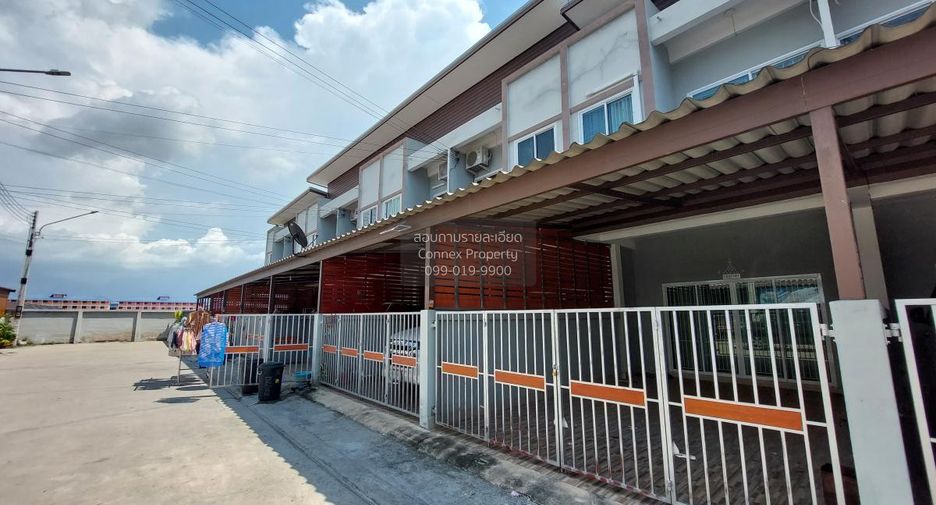 For sale 2 bedrooms townhouse in Mueang Chon Buri, Chonburi