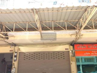 出售 3 卧室 联排别墅 在 Lam Luk Ka, Pathum Thani
