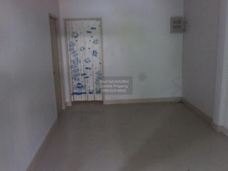 For sale 2 bedrooms townhouse in Pluak Daeng, Rayong