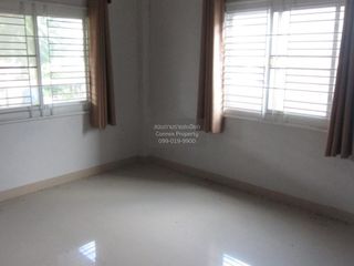 For sale 2 bedrooms townhouse in Pluak Daeng, Rayong