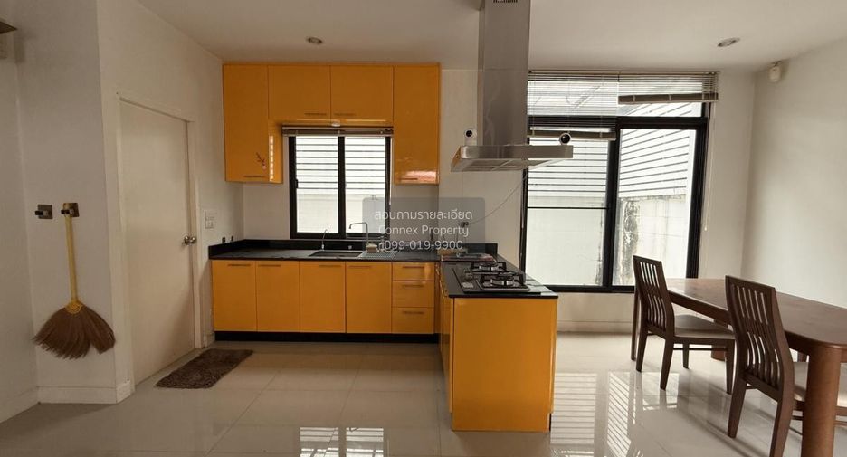 Reihenhaus zum Kauf mit 3 Zimmer in Bang Bua Thong, Nonthaburi