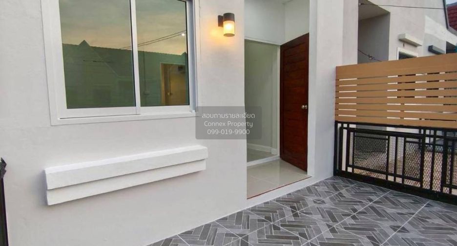 Reihenhaus zum Kauf mit 2 Zimmer in Bang Bua Thong, Nonthaburi