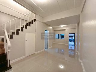 Reihenhaus zum Kauf mit 2 Zimmer in Bang Bua Thong, Nonthaburi