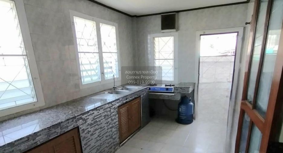Casa en venta de 3 habitaciones en Nong Khaem, Bangkok