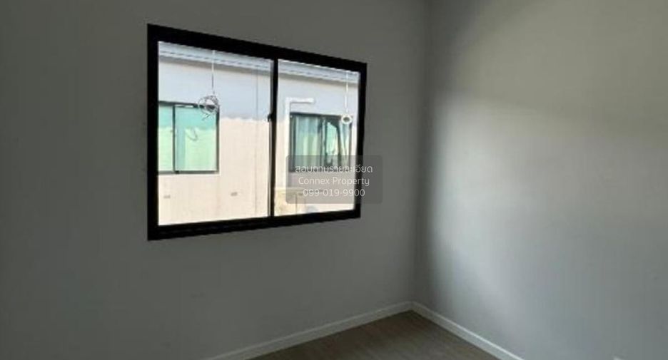 Reihenhaus zum Kauf mit 3 Zimmer in Bang Yai, Nonthaburi