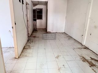 Casa adosada en venta de 2 habitaciones en Lam Luk Ka, Pathum Thani