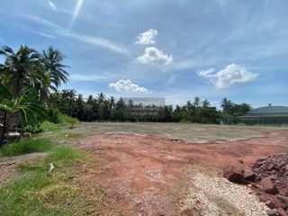 Grundstück zum Kauf mit 1 Zimmer in Mueang Samut Songkhram, Samut Songkhram