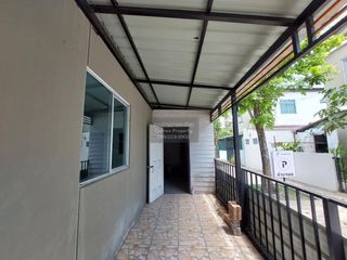 For sale 3 bedrooms townhouse in Mueang Chon Buri, Chonburi