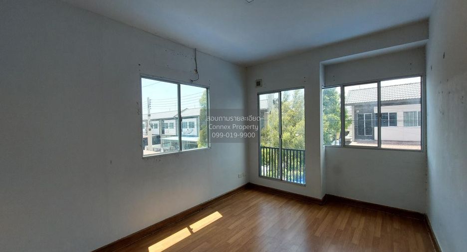 For sale 3 bedrooms townhouse in Mueang Chon Buri, Chonburi