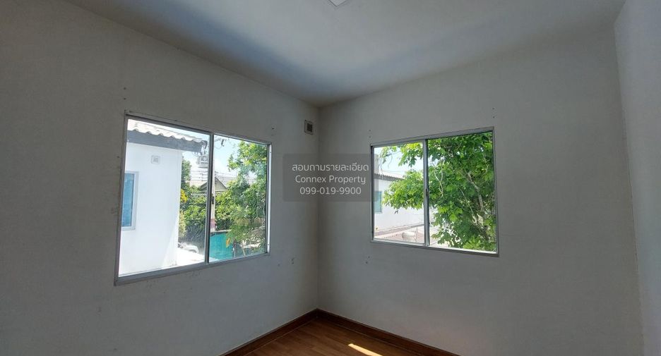 For sale 3 bedrooms townhouse in Mueang Chon Buri, Chonburi