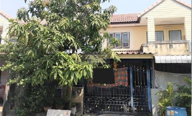 Casa adosada en venta de 2 habitaciones en Phra Samut Chedi, Samut Prakan