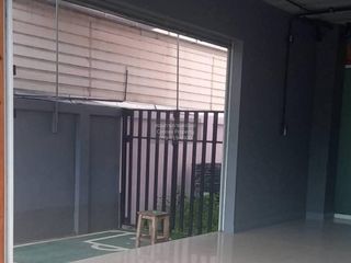 Reihenhaus zum Kauf mit 2 Zimmer in Thung Khru, Bangkok