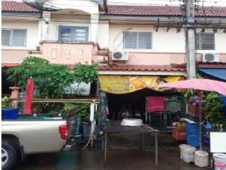 出售 2 卧室 联排别墅 在 Thanyaburi, Pathum Thani