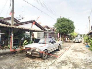 Casa adosada en venta de 3 habitaciones en Thanyaburi, Pathum Thani