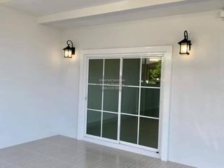 出售 3 卧室 联排别墅 在 Lam Luk Ka, Pathum Thani