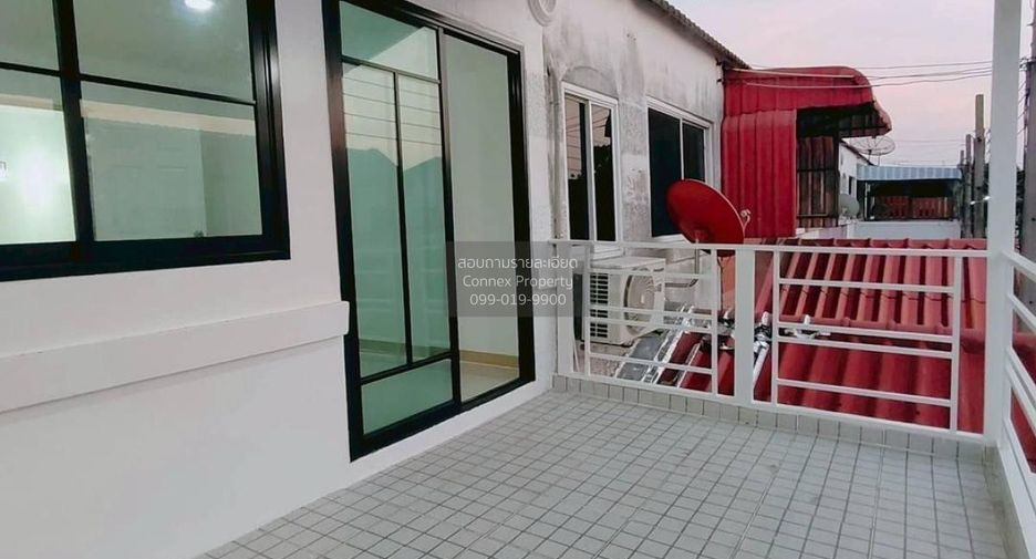 Reihenhaus zum Kauf mit 2 Zimmer in Bang Bua Thong, Nonthaburi