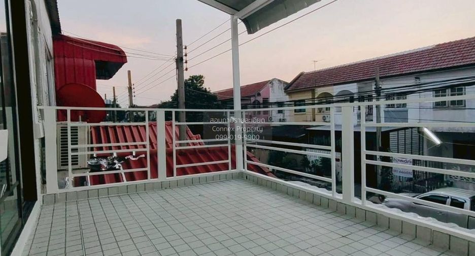 Reihenhaus zum Kauf mit 2 Zimmer in Bang Bua Thong, Nonthaburi