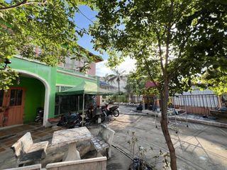 出售 4 卧室 独立屋 在 Mueang Pathum Thani, Pathum Thani