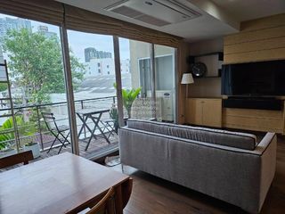 出售 2 卧室 公寓 在 Phra Khanong, 曼谷