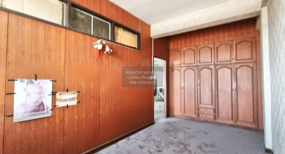 For sale 2 bedrooms retail Space in Ban Pong, Ratchaburi