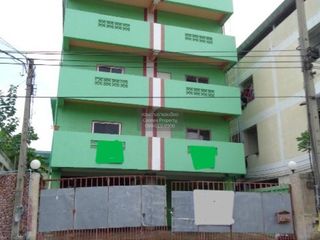 Haus zum Kauf mit 4 Zimmer in Phra Samut Chedi, Samut Prakan