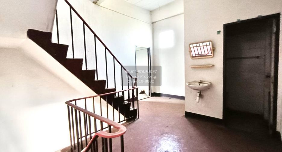 For sale 3 bedrooms retail Space in Ban Pong, Ratchaburi