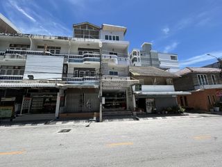For sale 2 bedrooms retail Space in Hua Hin, Prachuap Khiri Khan