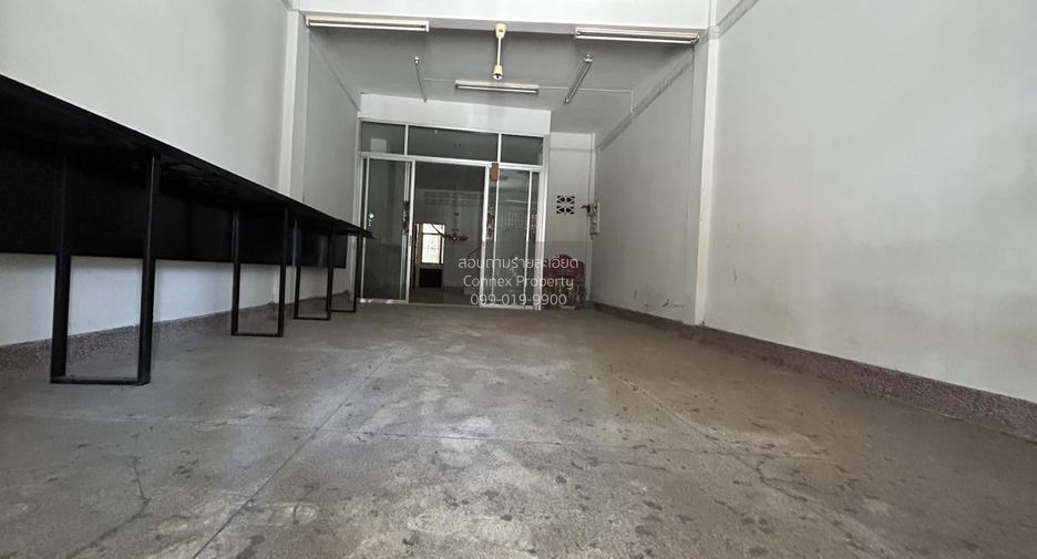 For sale 2 bedrooms retail Space in Hua Hin, Prachuap Khiri Khan