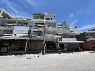 For sale 2 bedrooms retail Space in Hua Hin, Prachuap Khiri Khan