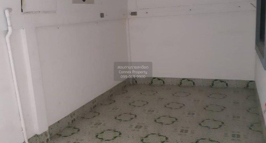 À vendre 3 chambres maison de ville à Hua Hin, Prachuap Khiri Khan