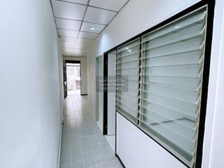 Casa adosada en venta de 2 habitaciones en Khlong Luang, Pathum Thani