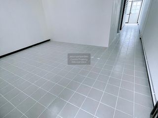 Casa adosada en venta de 2 habitaciones en Khlong Luang, Pathum Thani