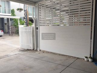 出售 3 卧室 联排别墅 在 Krathum Baen, Samut Sakhon