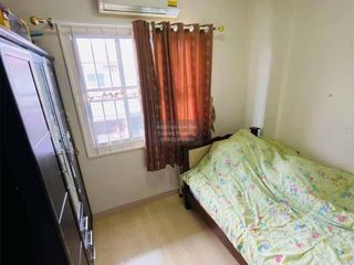 Reihenhaus zum Kauf mit 3 Zimmer in Khlong Sam Wa, Bangkok