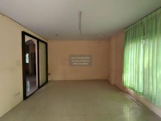 For sale 4 bedrooms house in Phutthamonthon, Nakhon Pathom