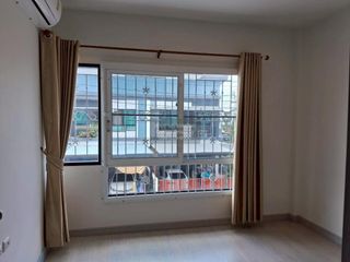 出售 3 卧室 联排别墅 在 Sai Noi, Nonthaburi