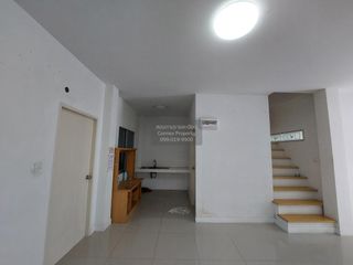 For sale 2 bedrooms townhouse in Mueang Chon Buri, Chonburi