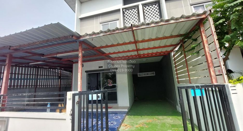 For sale 2 bedrooms townhouse in Mueang Chon Buri, Chonburi