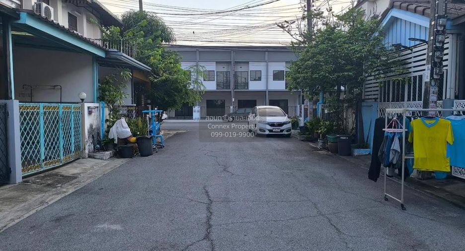 Casa adosada en venta de 2 habitaciones en Khlong Sam Wa, Bangkok