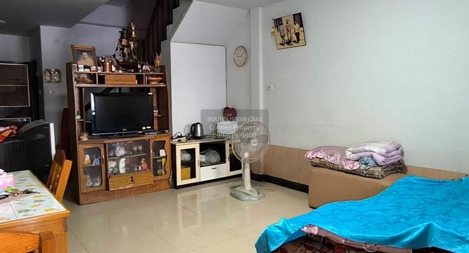 Casa adosada en venta de 2 habitaciones en Khlong Sam Wa, Bangkok