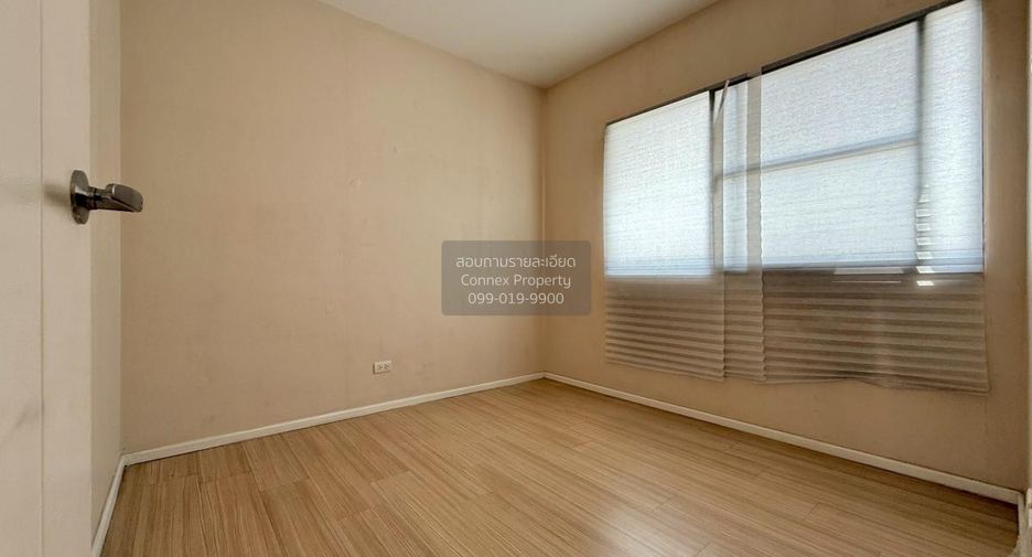 For sale 3 bedrooms townhouse in Mueang Nonthaburi, Nonthaburi