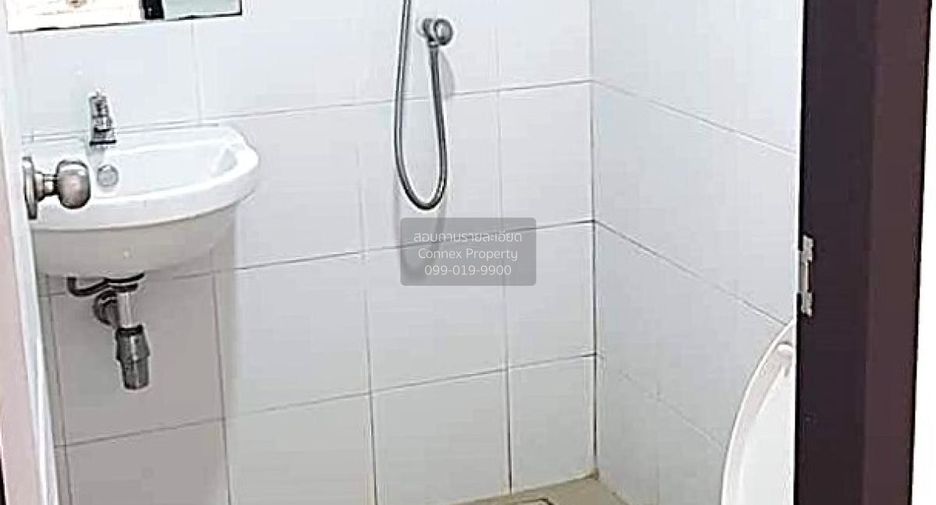 出售 3 卧室 联排别墅 在 Lam Luk Ka, Pathum Thani